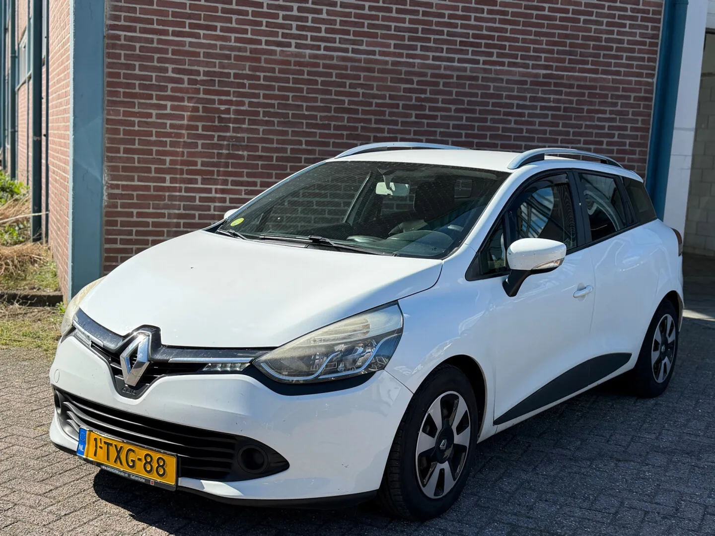 Renault Clio (2014) — foto 1