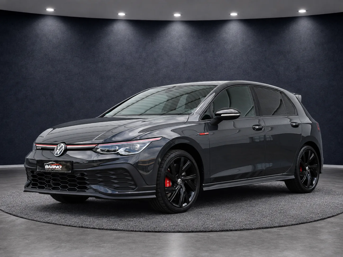 Volkswagen Golf (2022) — foto 1