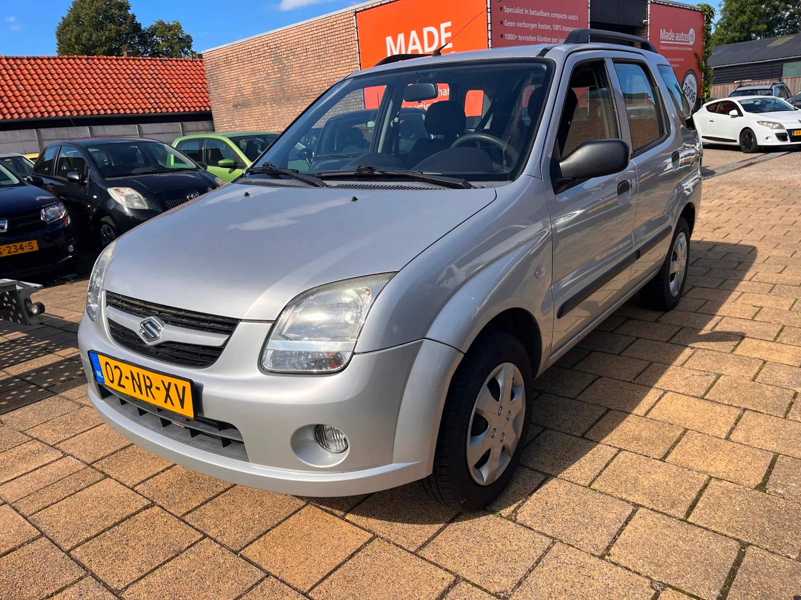 Suzuki Ignis (2004) — foto 1