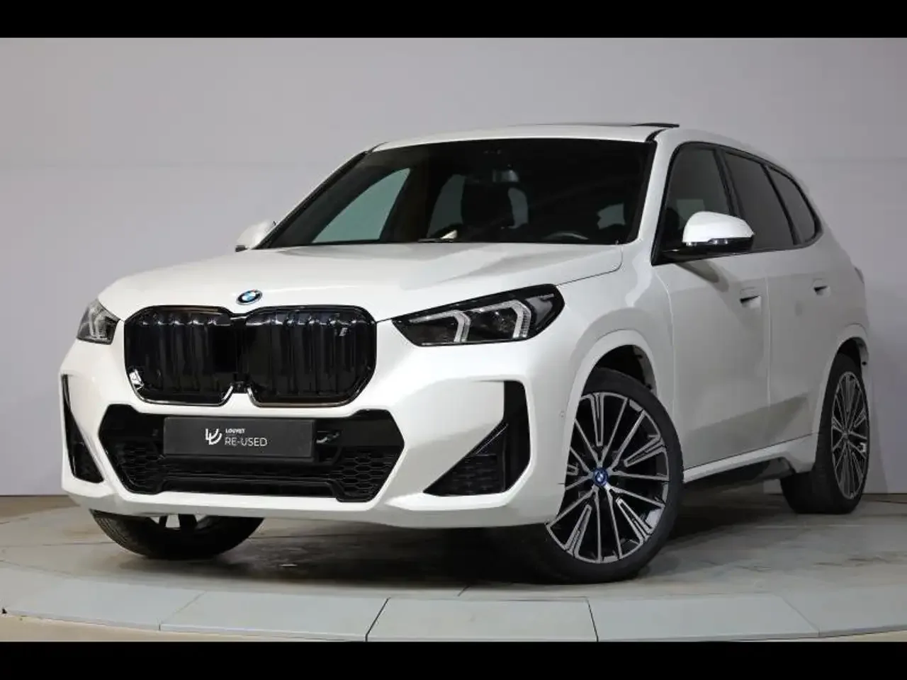 BMW iX1 (2023) — foto 1