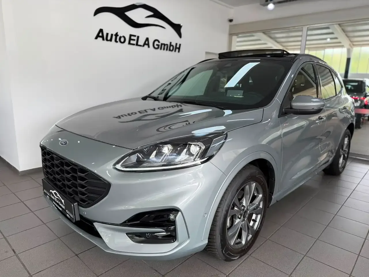 Ford Kuga (2023) — foto 1
