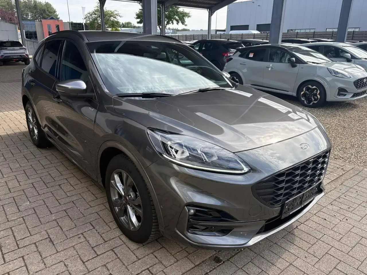 Ford Kuga (2023) — foto 1