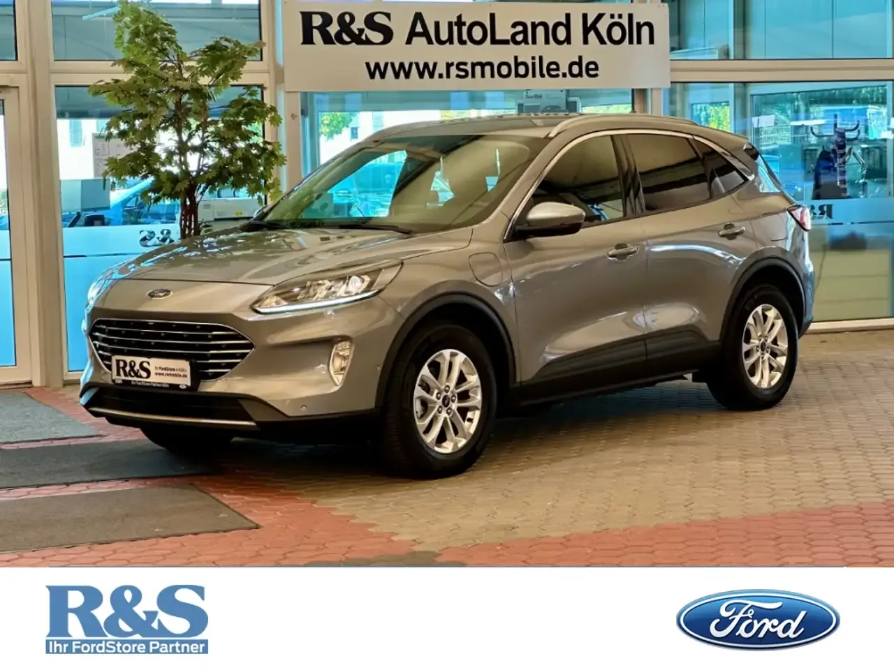 Ford Kuga (2022) — foto 1