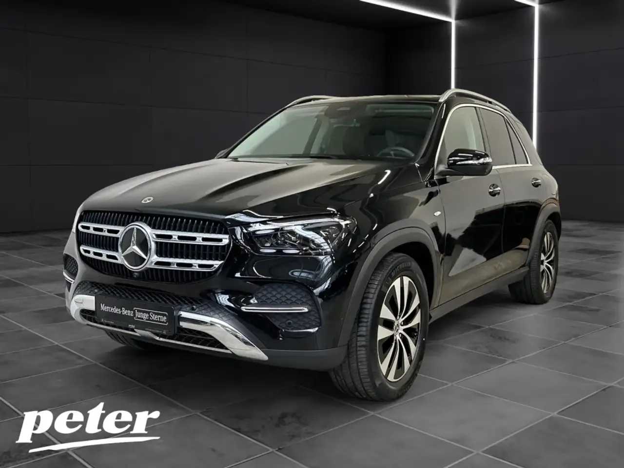 Mercedes-Benz GLE (2025) — foto 1