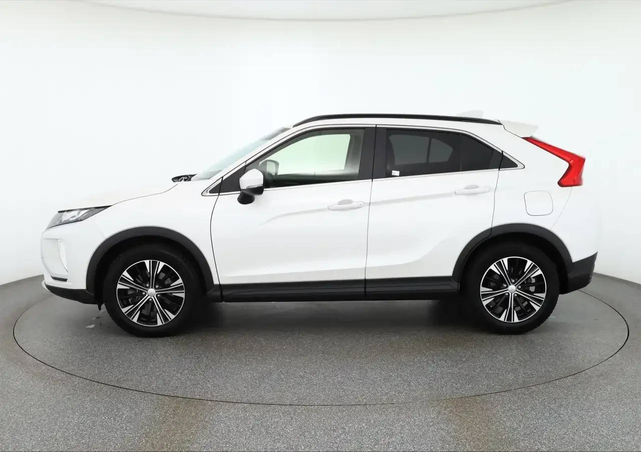 Mitsubishi Eclipse Cross (2021) — foto 1