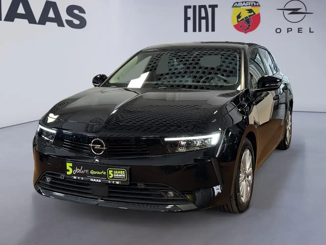 Opel Astra (2023) — foto 1