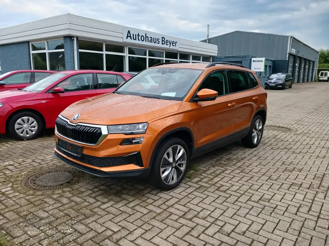 Škoda Karoq (2023) — foto 1