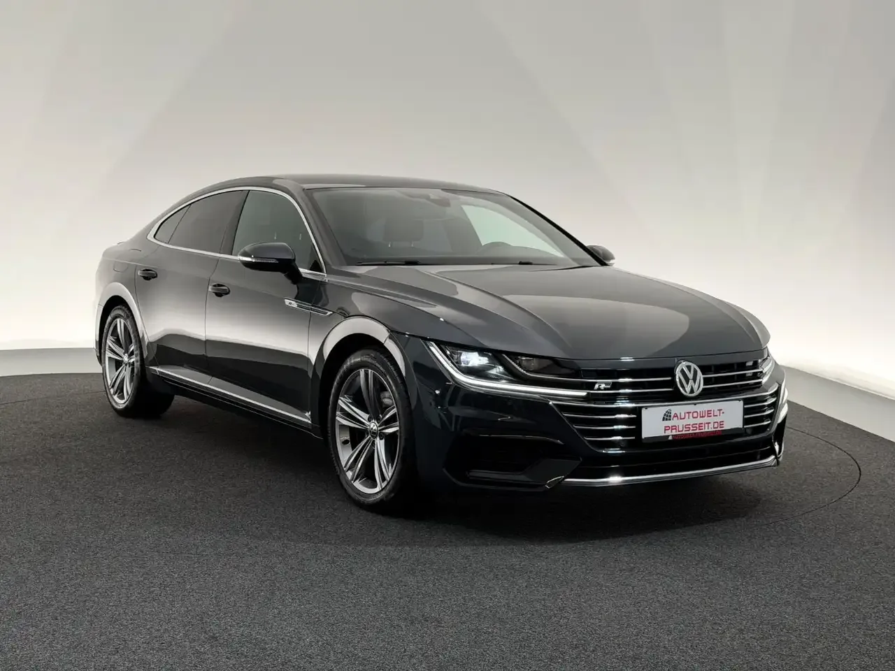 Volkswagen Arteon (2019) — foto 1