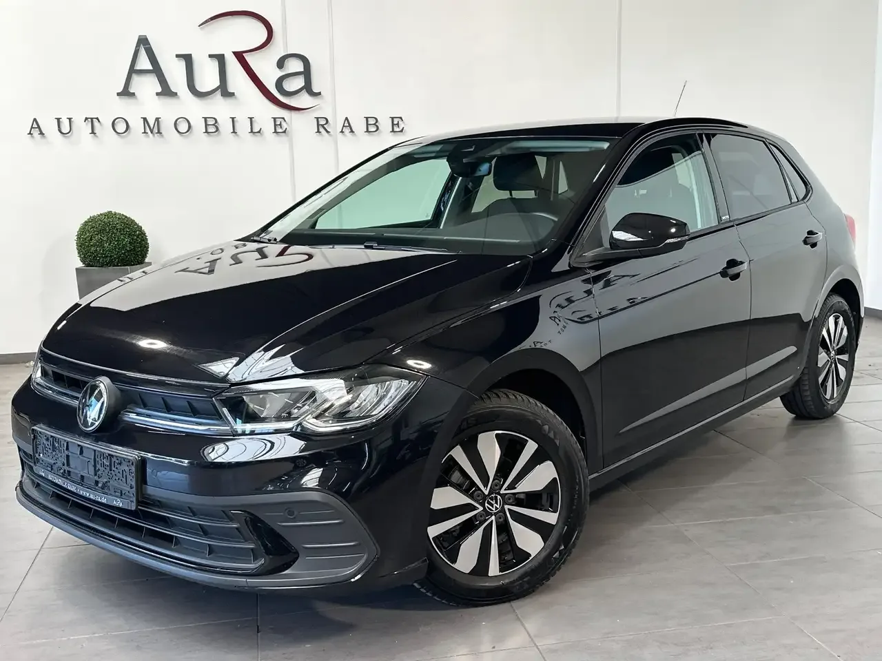 Volkswagen Polo (2024) — foto 1