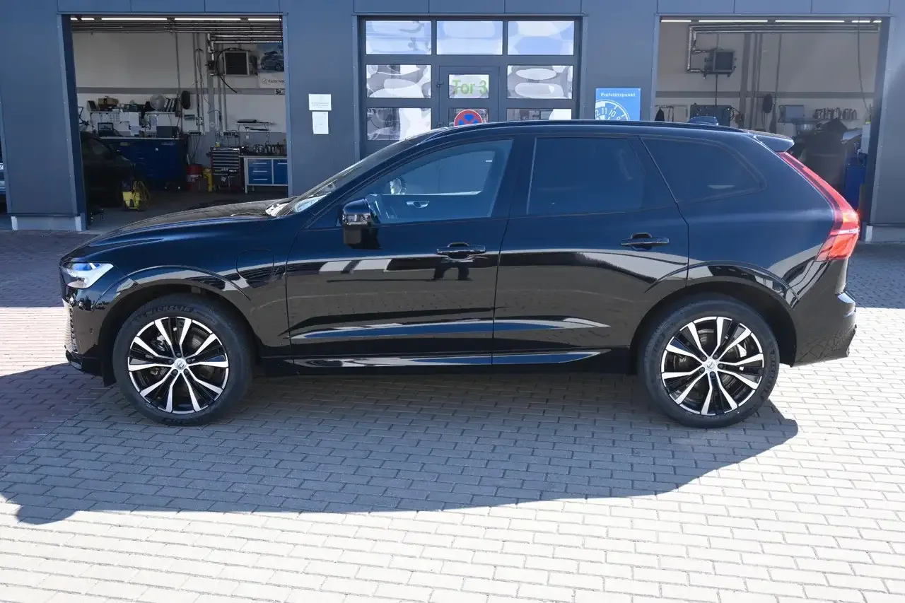 Volvo XC60 (2023) — foto 1